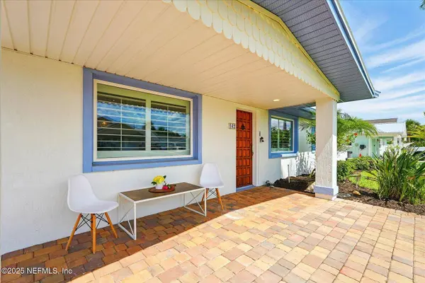 142 AVALON AVE, Flagler Beach, FL 32136