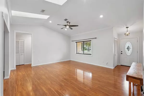 131 Boulder Rock Dr, Palm Coast, FL 32137