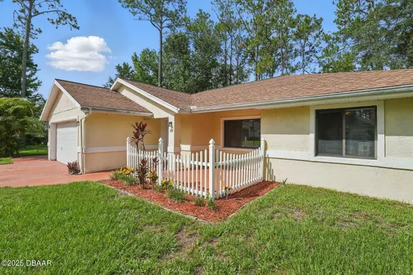 131 Boulder Rock DR, Palm Coast, FL 32137