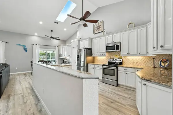 49 WOOD CEDAR DR, Palm Coast, FL 32164