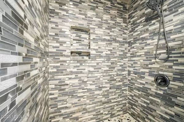 31 PACIFIC DR, Palm Coast, FL 32164