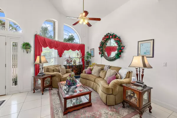 47 Kathleen Trl, Palm Coast, FL 32164