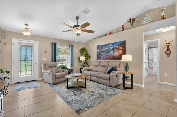 2 SEOANE CT, Palm Coast, FL 32164