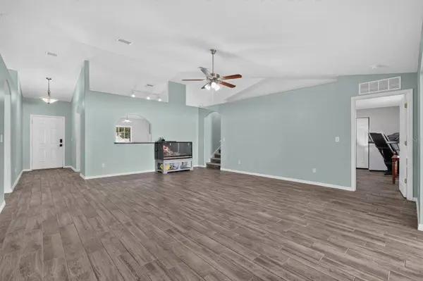 18 WHEELING LN, Palm Coast, FL 32164
