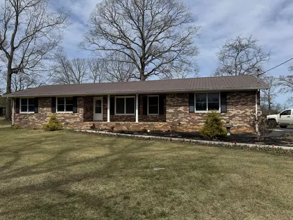 6086 Lynchburg Rd, Winchester, TN 37398