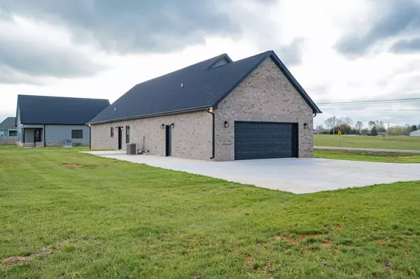 4117 Vervilla Rd, Mcminnville, TN 37110