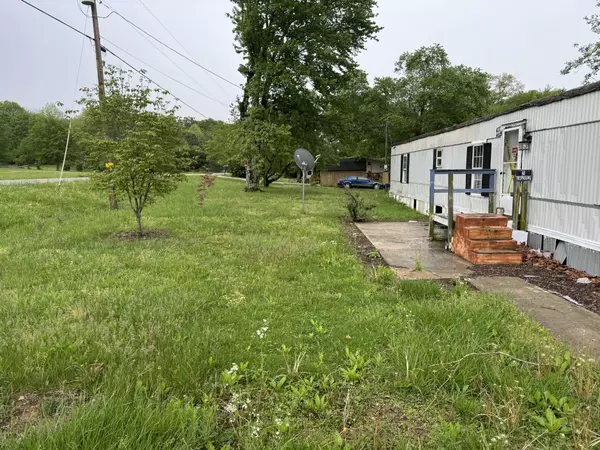 1837 Spring Creek Rd, Estill Springs, TN 37330