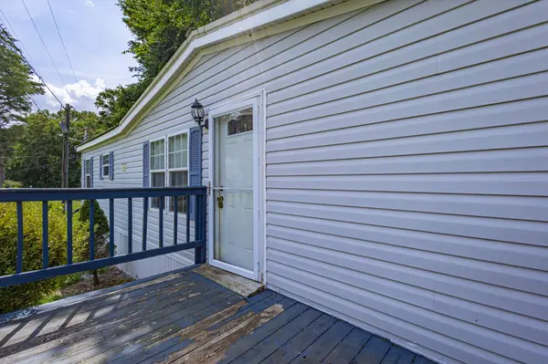 301 Shasteen St, Estill Springs, TN 37330