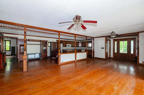 387 Manley Rd, Tracy City, TN 37387