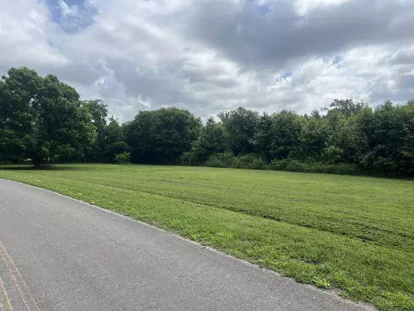 3387 Holders Cemetery Rd, Winchester, TN 37398