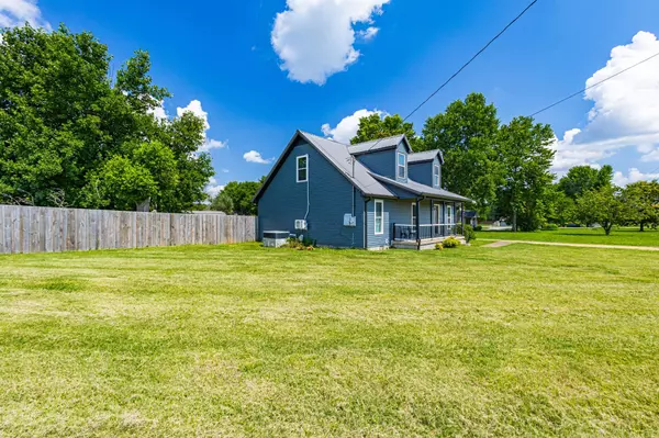 5334 Shelbyville Pike, Christiana, TN 37037