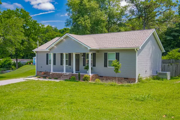 328 Spring St, Wartrace, TN 37183