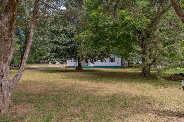 878 Indian Creek Rd, Huntland, TN 37345