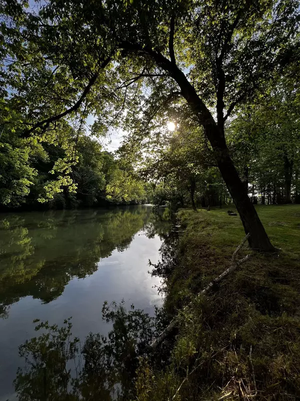 100 Nancy Ln, Mcminnville, TN 37110