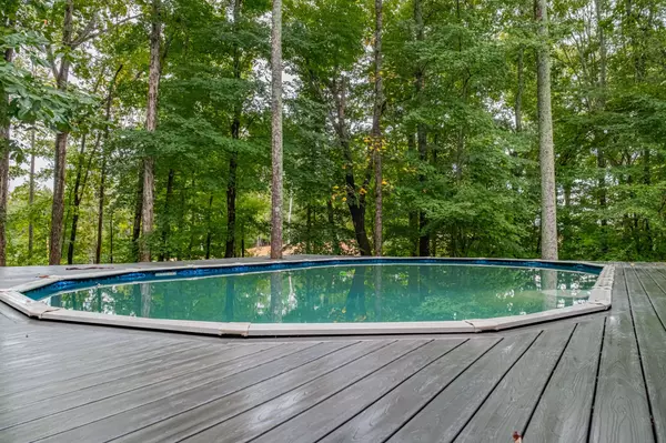 891 Hopkins Ln, Winchester, TN 37398