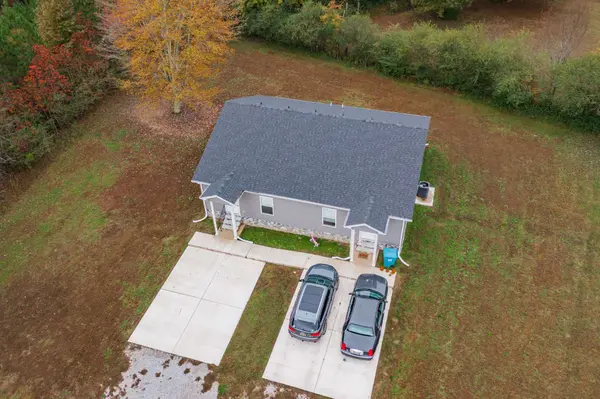 190 Himes Ln, Tullahoma, TN 37388