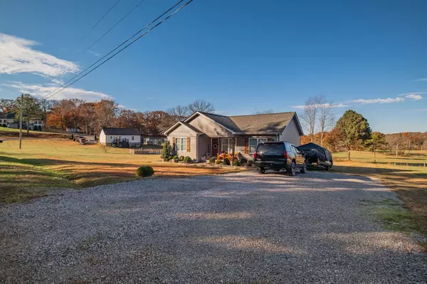 200 Pine Ave, Morrison, TN 37357