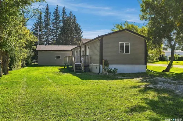 20 Empress AVENUE