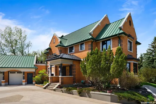 16 Jade PLACE, White City, SK S4L 1A9