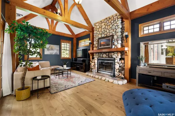 16 Jade PLACE, White City, SK S4L 1A9