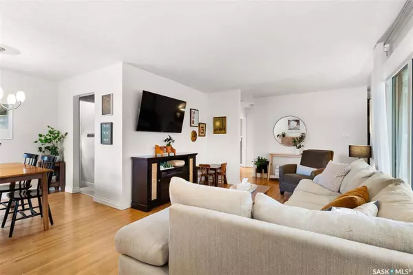 409 Broadway AVENUE E, Regina, SK S4N 0Z8