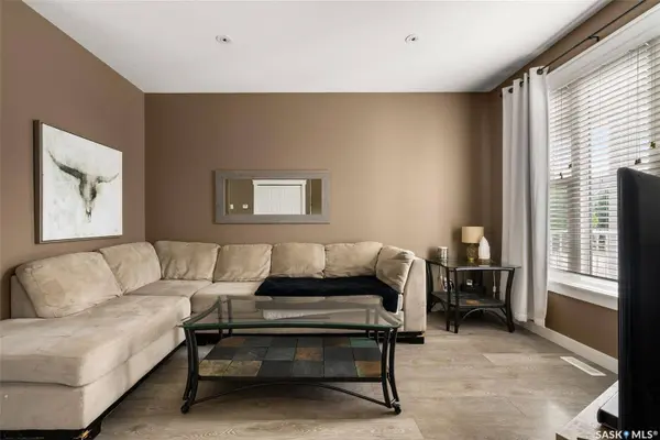 4353 James Hill ROAD, Regina, SK S4W 0L4