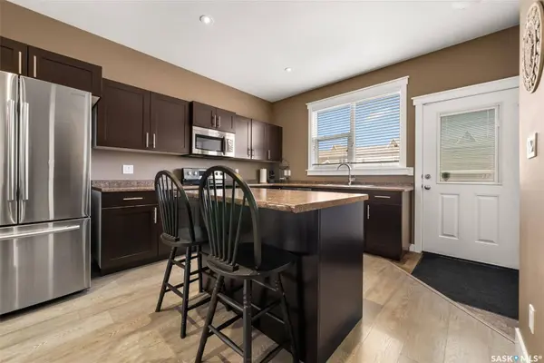 4353 James Hill ROAD, Regina, SK S4W 0L4