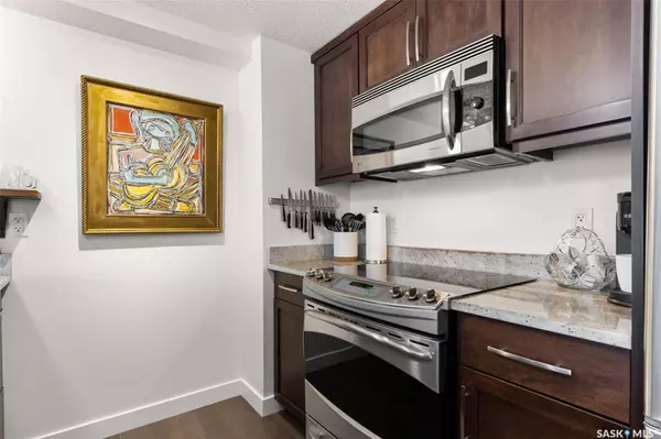 2300 Broadway STREET #103, Regina, SK S4P 1Y8