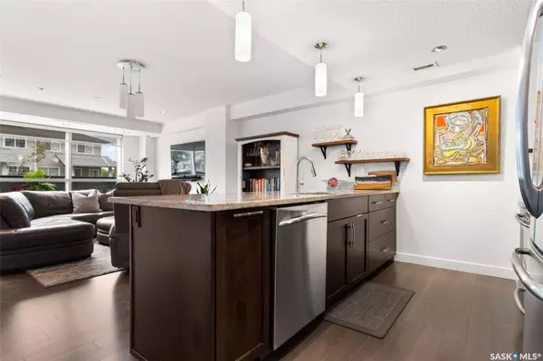 2300 Broadway STREET #103, Regina, SK S4P 1Y8