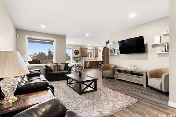 1025 Maplewood DRIVE, Moose Jaw, SK S6J 0E4