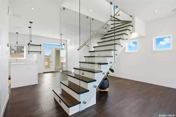 3302 Green Turtle ROAD, Regina, SK S4V 3N6