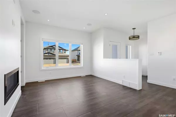 3302 Green Turtle ROAD, Regina, SK S4V 3N6