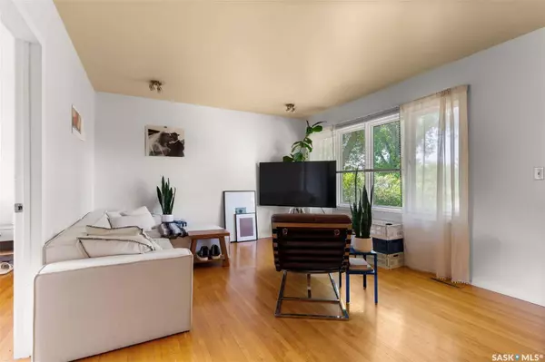 3819 Garnet STREET, Regina, SK S4S 2K5