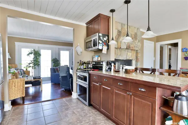 17 Poplar DRIVE, Katepwa Beach, SK S0G 2K0