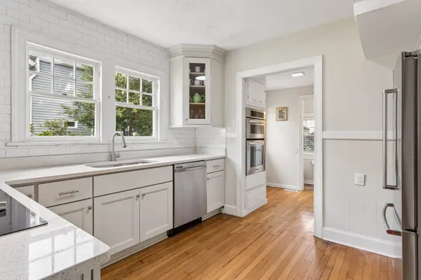 40 Westover Rd, Newport News, VA 23601-3927