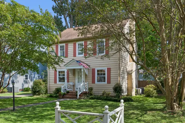 40 Westover Rd, Newport News, VA 23601-3927