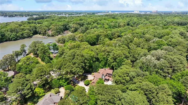 1276 Hebden CV, Virginia Beach, VA 23452