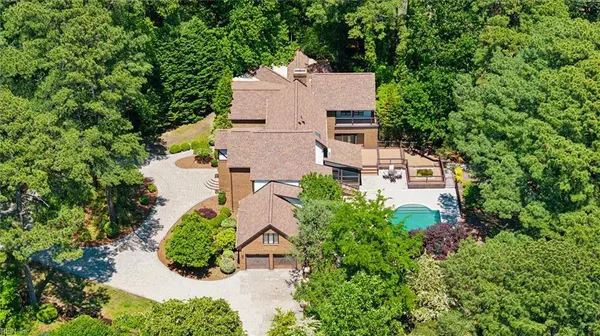 1276 Hebden CV, Virginia Beach, VA 23452