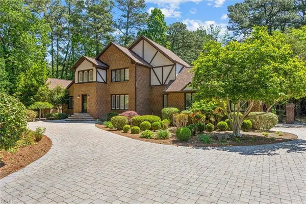 1276 Hebden CV, Virginia Beach, VA 23452