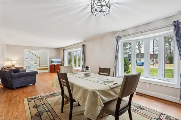 2417 Sterling Point DR, Portsmouth, VA 23703