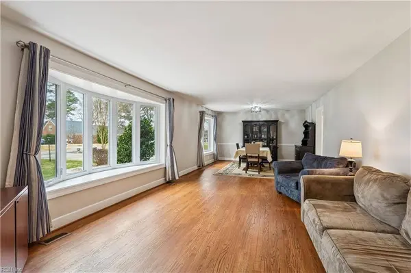 2417 Sterling Point DR, Portsmouth, VA 23703