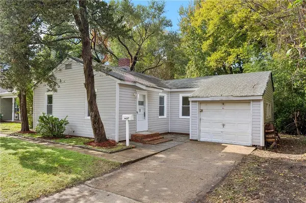 8227 Andrew LN, Norfolk, VA 23505