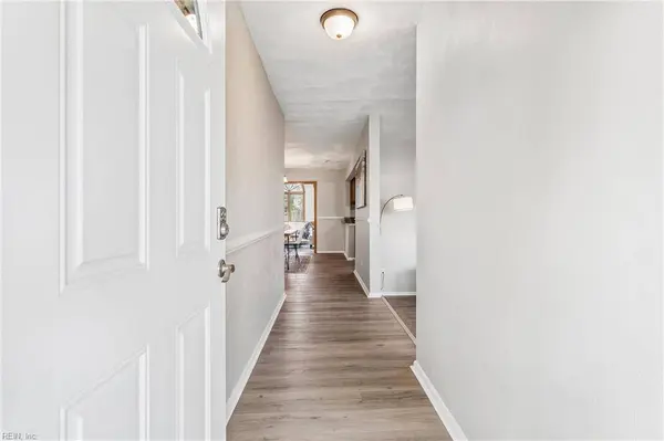 362 King Christian CIR, Virginia Beach, VA 23462