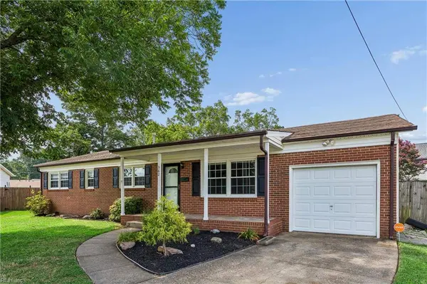 362 King Christian CIR, Virginia Beach, VA 23462