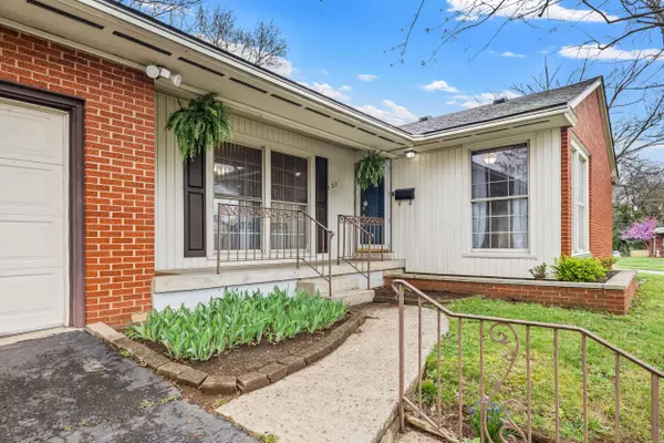 131 Lodonderry Drive, Lexington, KY 40504