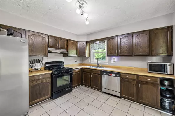 263 South Eagle Creek Drive, Lexington, KY 40515