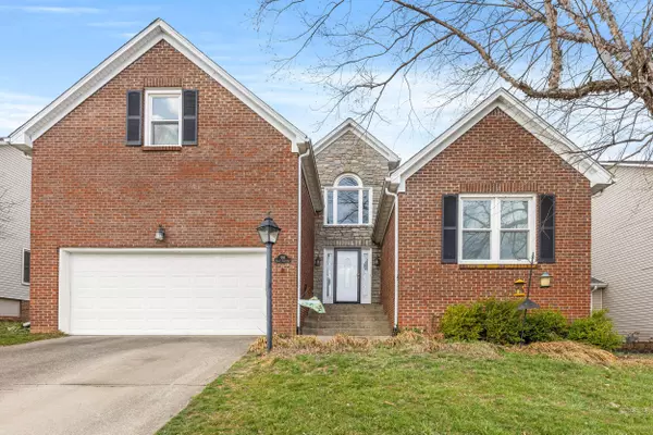 991 Forest Lake Drive, Lexington, KY 40515