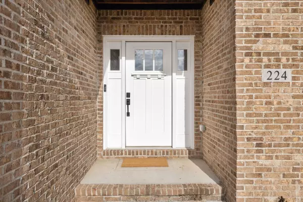 224 Burley Ridge Drive, Nicholasville, KY 40356