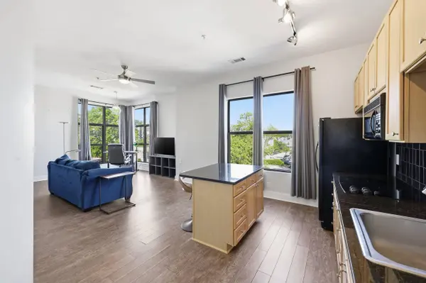 250 S Martin Luther King #313, Lexington, KY 40508