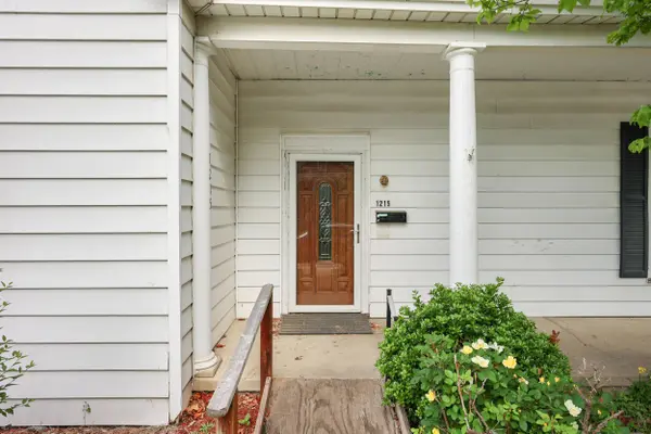 1215 High Street, Paris, KY 40361